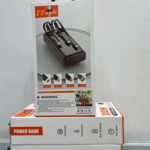 1 Eagle POWER BANK E31 CHARGE NEW 3000円 Three Output Micro/iPhone/Type-C)